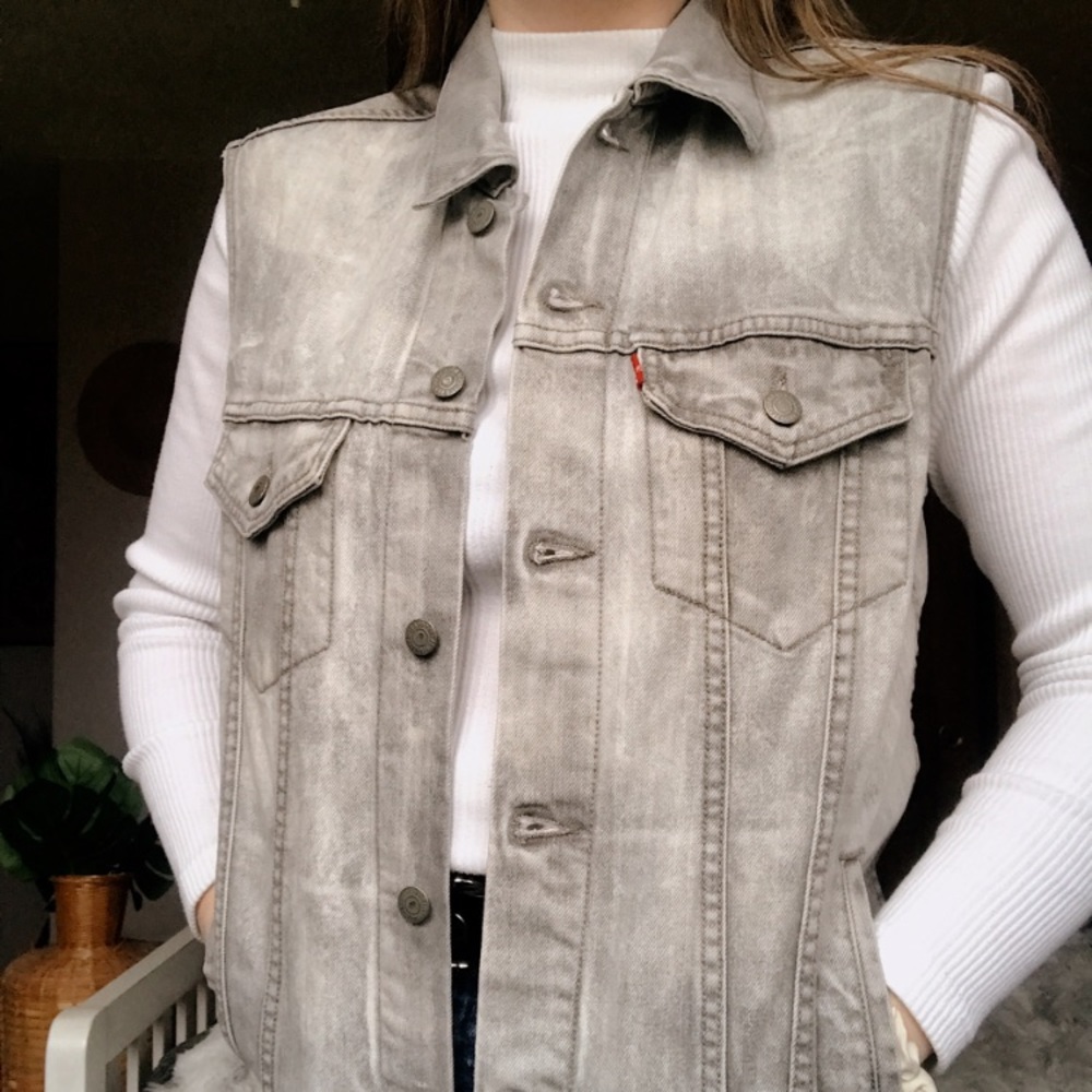 Levi’s Vest